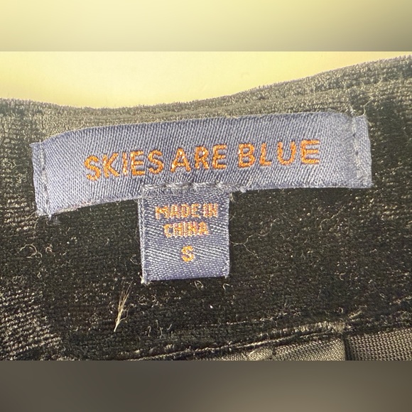 Skies Are Blue Black Velvet Jumpsuit - Picture 5 of 9